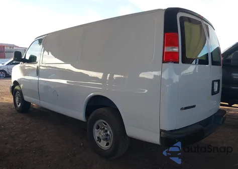 2019 Chevrolet Express 2500 Work Van from USA, damaged, VIN 1GCWGAFP8K1164089